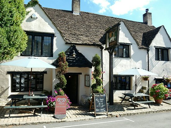 The White Hart Pub exterior
